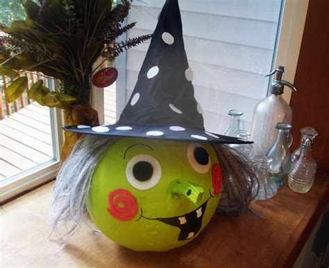 Easy Halloween Crafts: Witch Painted Pumpkin Tutorial